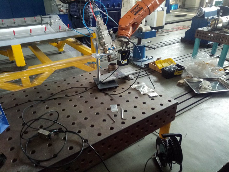 鐳爍光電焊縫跟蹤傳感器抗萬(wàn)瓦級(jí)激光干擾驗(yàn)證成功 鐳爍光電焊縫跟蹤傳感器抗萬(wàn)瓦級(jí)激光干擾驗(yàn)證成功